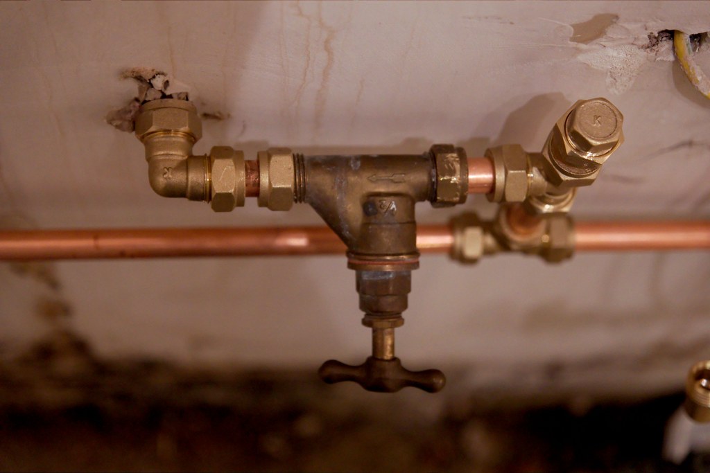 Water pipe