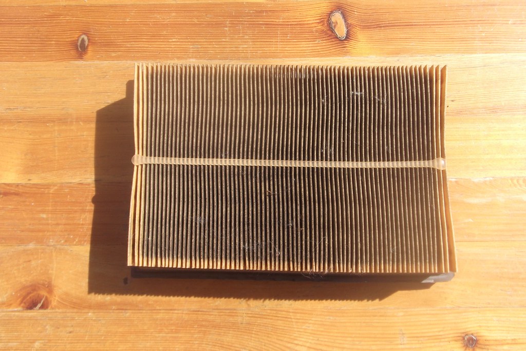 How Dirty Air Filters Impact Your Home’s Air Quality and Energy Bills