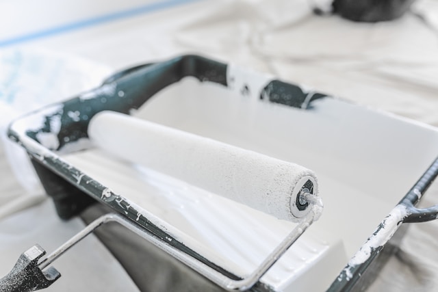 Interior House Painting in Dallas: How Color Psychology, Paint Finishes, and Surface Preparation Impact Long-Term Results